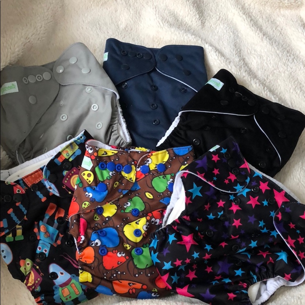6 Brand new cloth dipers